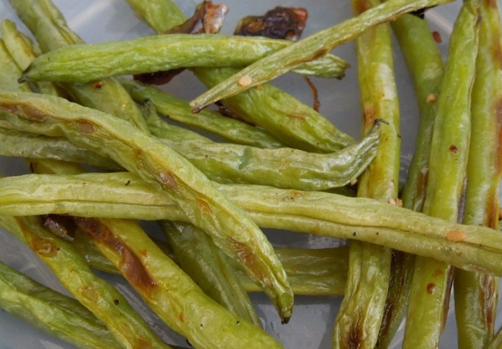 roasted green beans