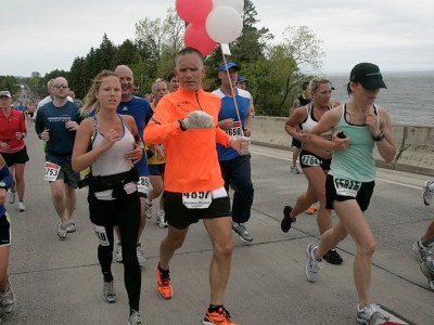 following a pace group