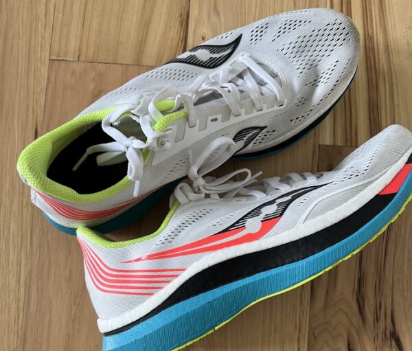 How to Choose the Right Running Shoes (Online or In-store)