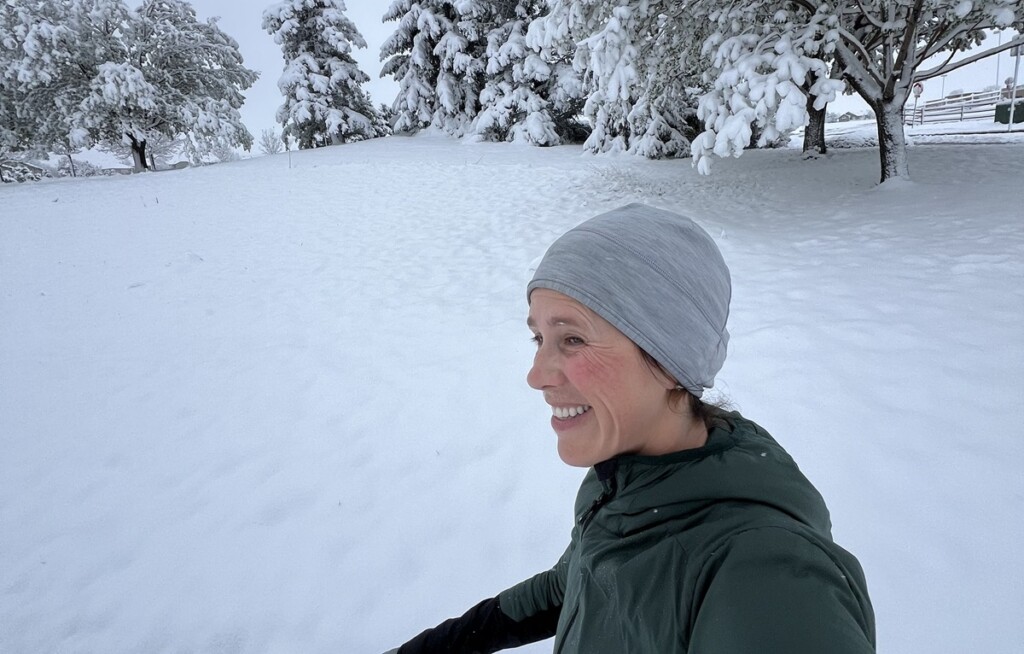 winter running beanie