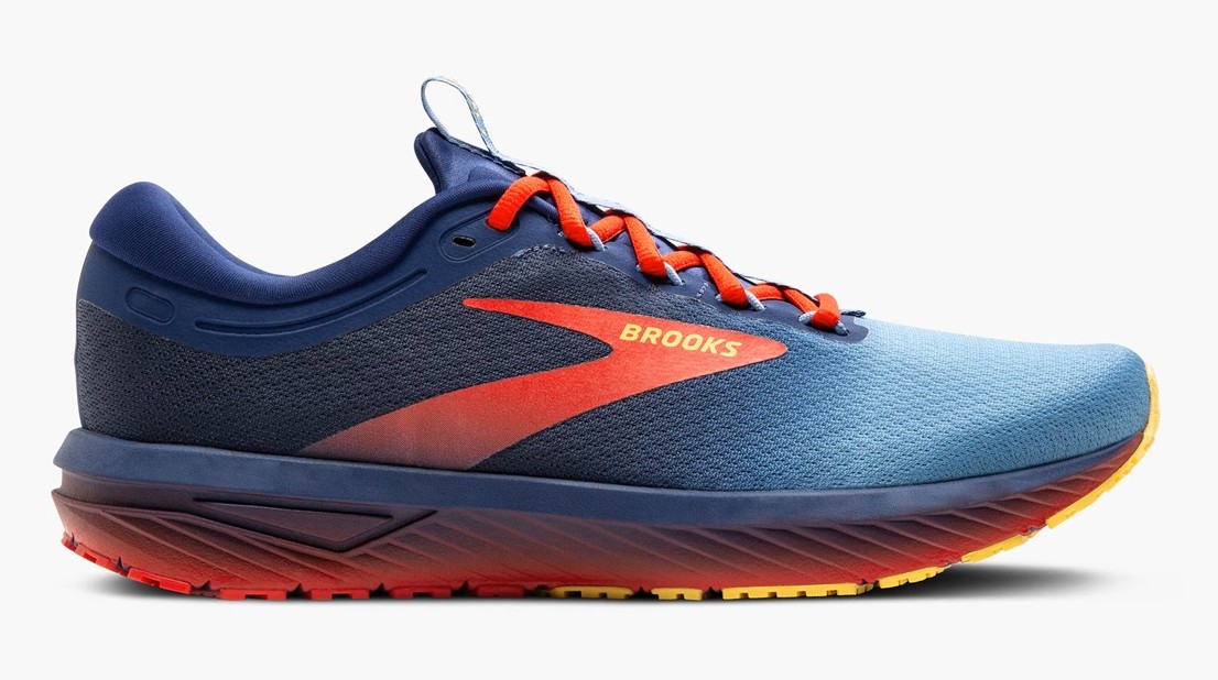 Brooks Revel 7