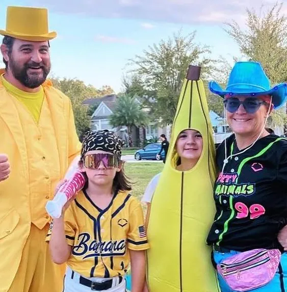 savannah bananas costuem