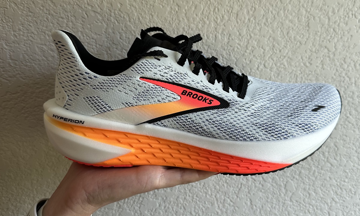 Brooks Hyperion 2 Overview | Lightweight Firmer Tempo Shoe