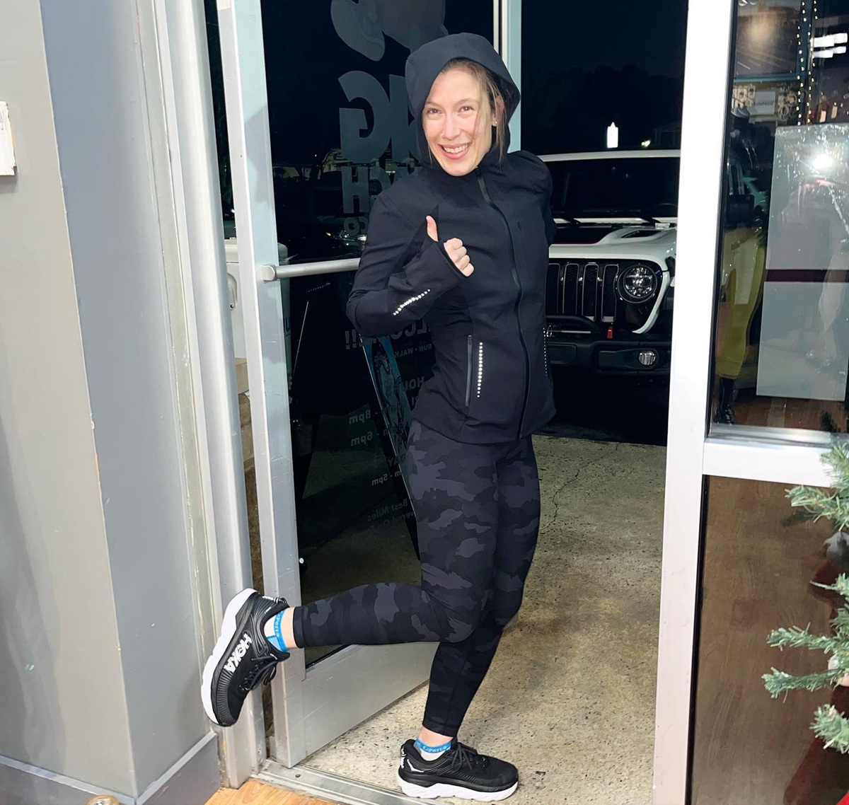 lululemon cross chill jacket