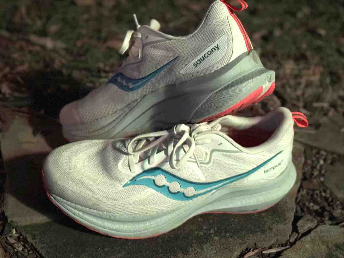 Saucony Tempus 2 Review Stacked 2