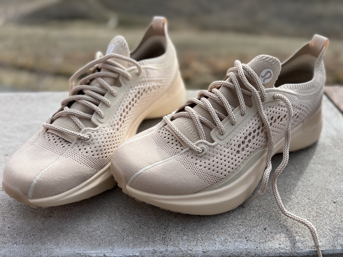 Lululemon Chargefeel 3 Review | Sticking the Gym Landing