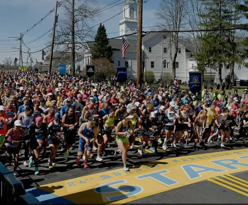 runners at boston marathon