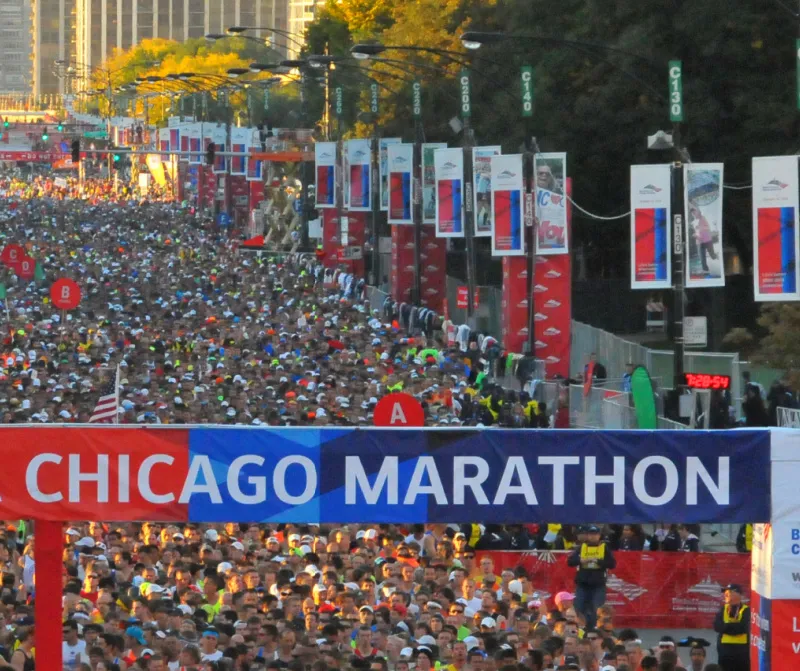 chicago marathon runners