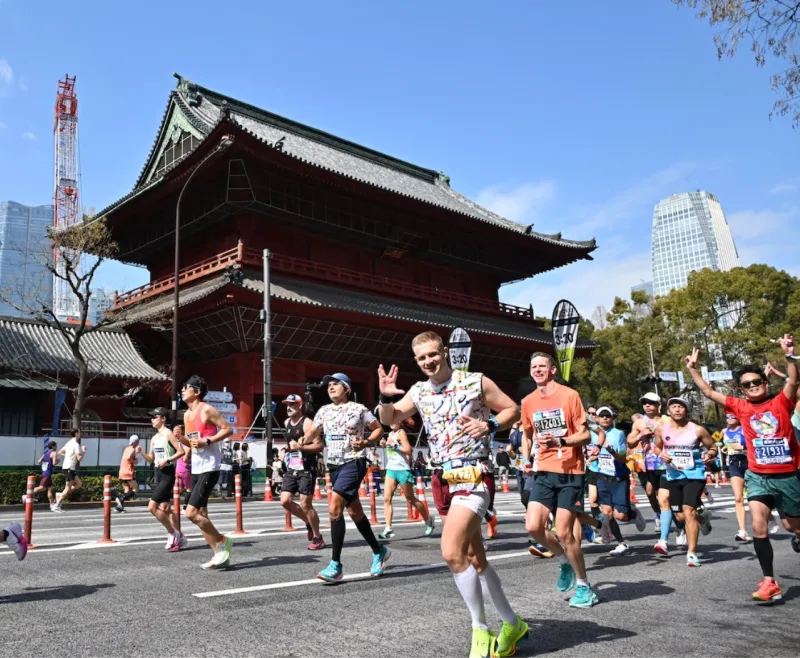 runners at Tokyo Marathon