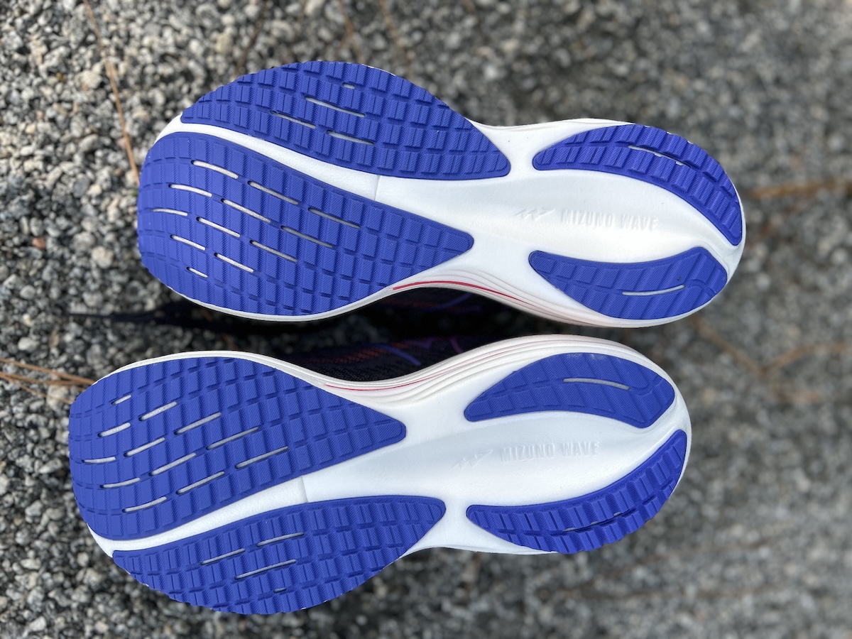 Mizuno Wave Rider 29 Tread