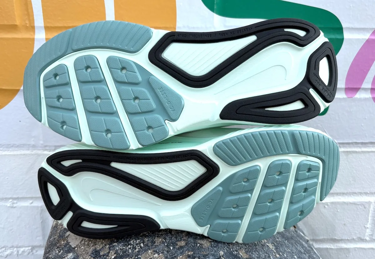 Nike Structure 26 Outsole