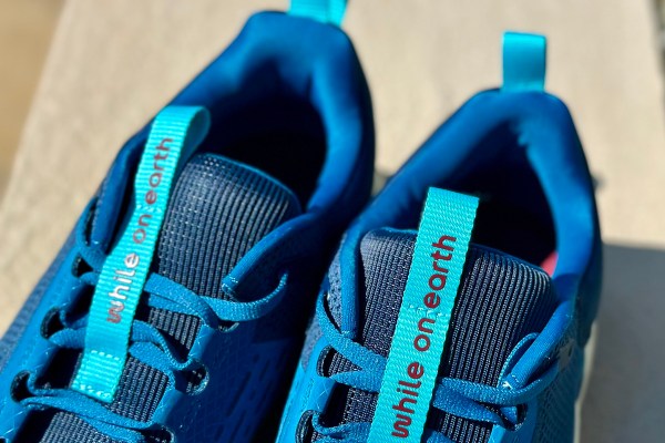 while on earth move trainer heel cushion