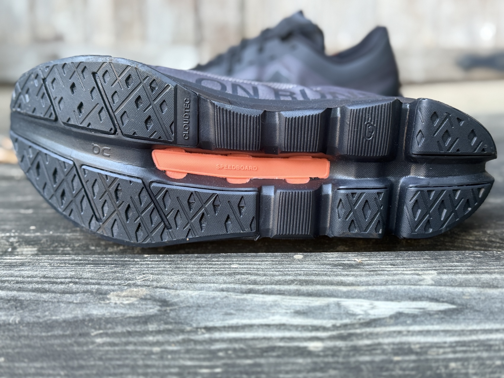 On Cloudflow 5: Outsole
