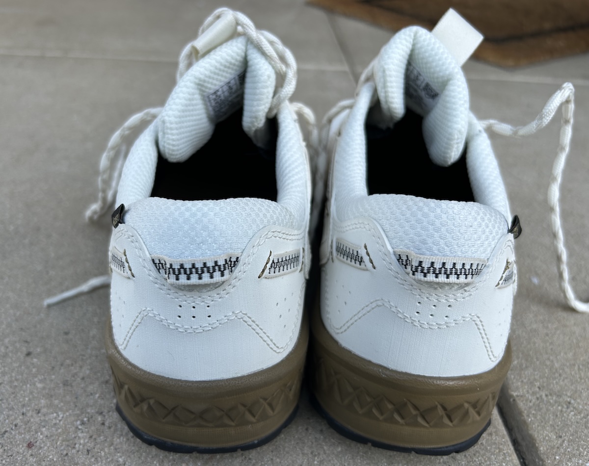 Saucony Grid Peak GTX Heel