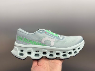 On Cloudmonster 3 Preview