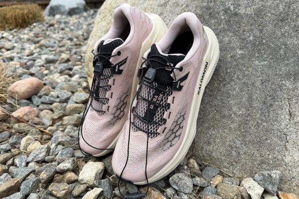 Salomon Ultra Glide 4 Overview