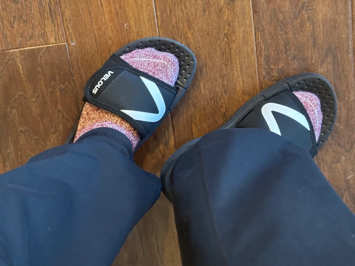 Velous Hoya Slides Wear