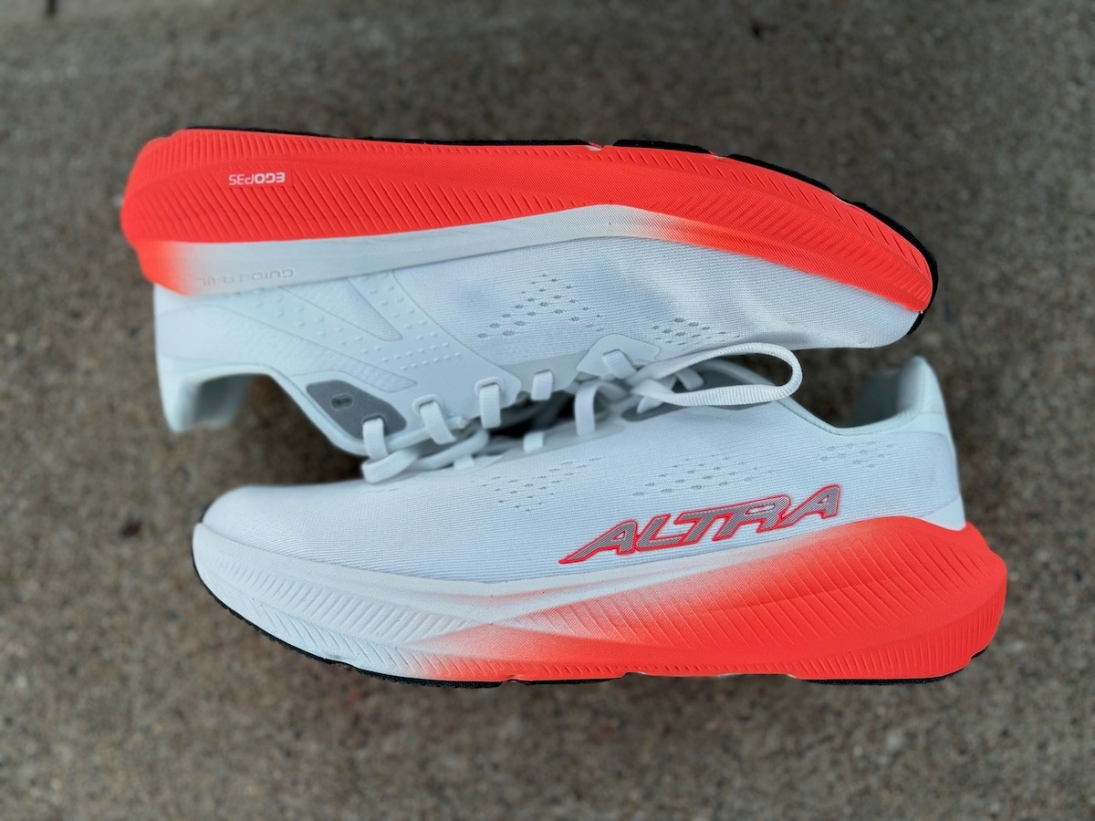 Altra Experience Flow ST Review | Arch Support That Doesn't Overcorrect ...