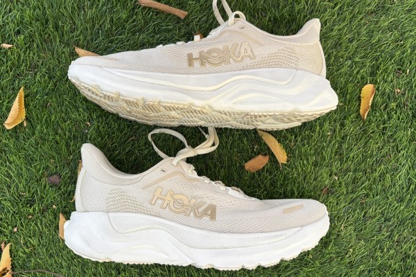 Hoka-Arahi-9-Side-View.jpg