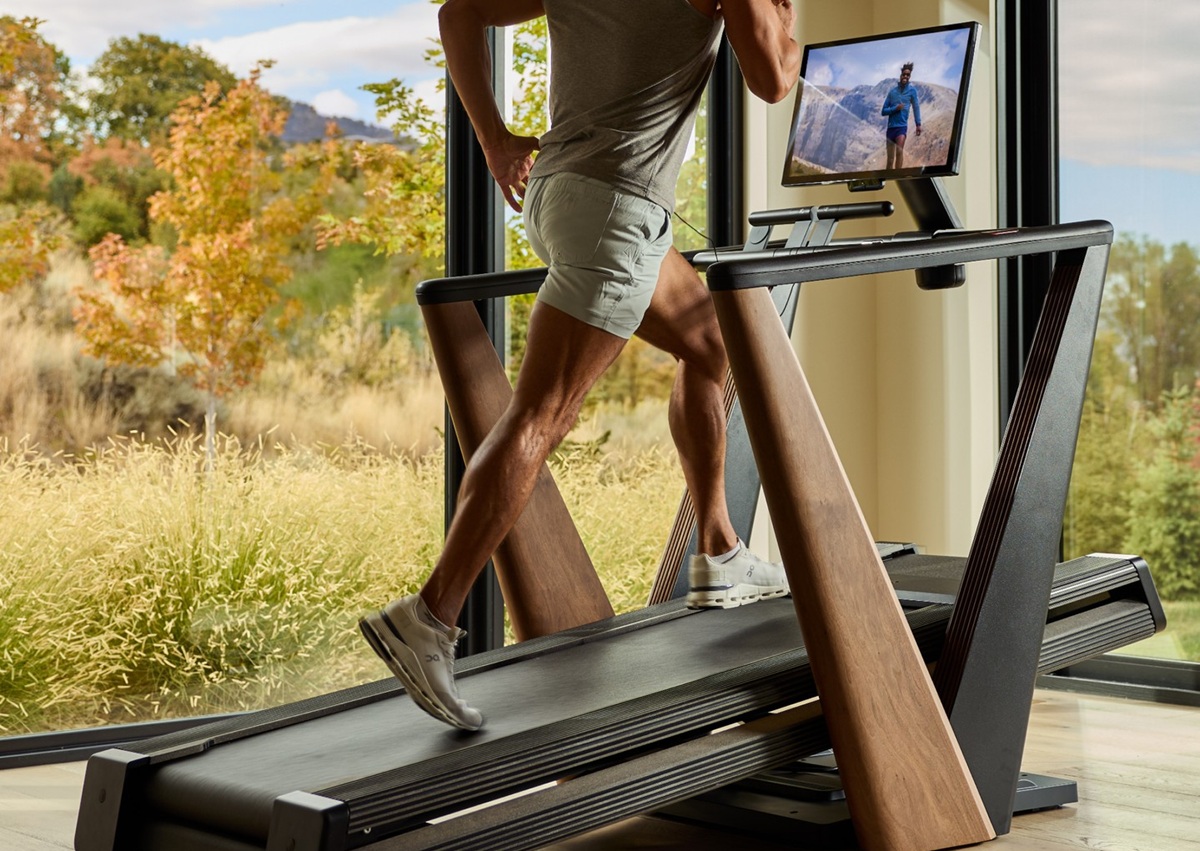 best fitness tech gifts right now